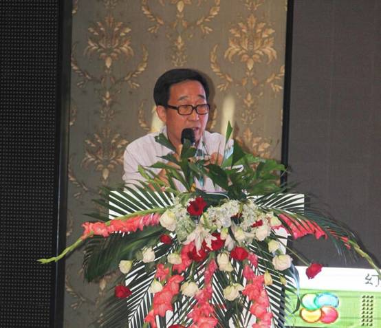 中國品牌第一人現(xiàn)身產(chǎn)業(yè)化發(fā)展論壇，共同分享饕餮智慧盛宴